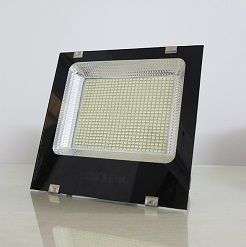 đèn led pha 200w SD giá rẻ