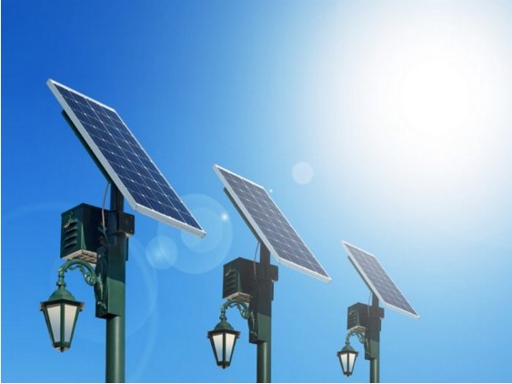 Sử dụng đèn led năng lượng mặt trời có đắt hay không?