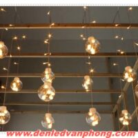 Đèn Rèm Led Trang Trí Tạo Không Gian Lung Linh Cho Bữa Tiệc Đèn rèm led trang trí giúp bữa tiệc của bạn thêm lung linh