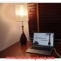 Bí Kíp Chọn Mẫu Đèn Để Bàn Phù Hợp Cho Phòng Ngủ Của Bạn Đèn bàn có nhiều công dụng hữu ích trong cuộc sống hàng ngày